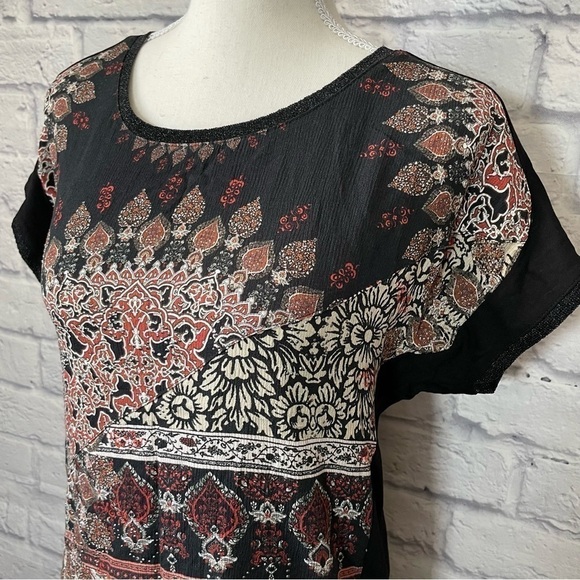 DESIGUAL boho Hindu abstract floral rhinestone front short sleeve top size small - Picture 4 of 11